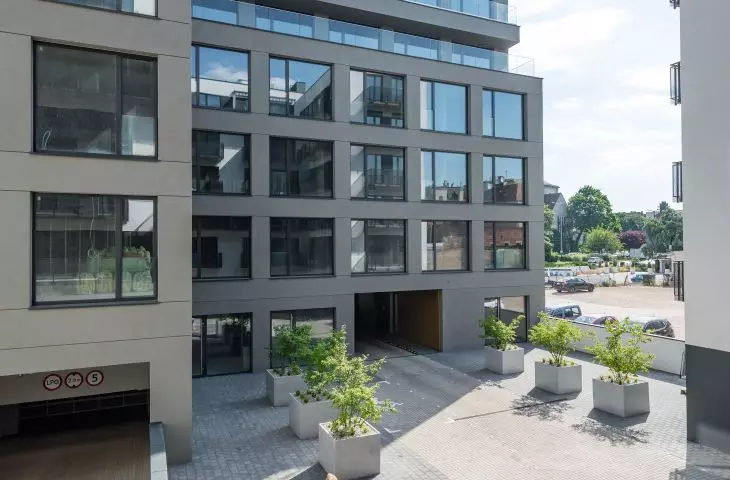przestrzeń między budynkami