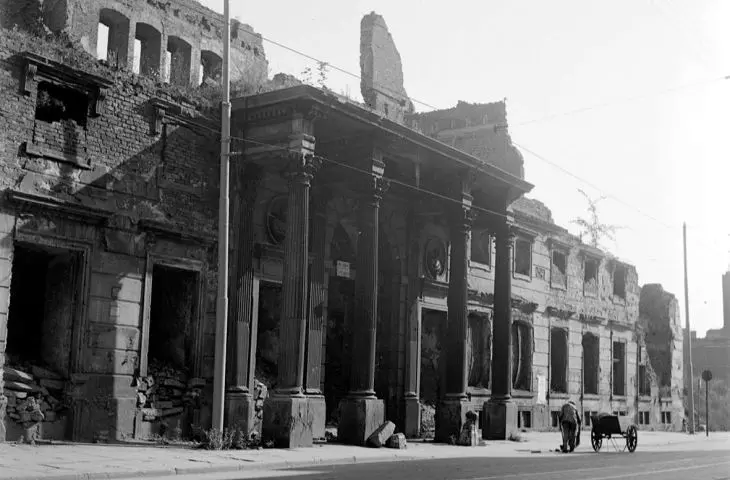 Palace ruins, 1954.