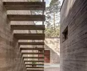 The Concrete, atrium