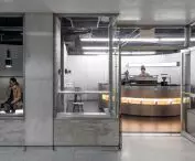 Kawiarnia Voyager Espresso, Nowy Jork, proj.: Only If Architecture