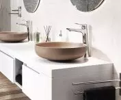 Espacio countertop stand mixer for washbasin