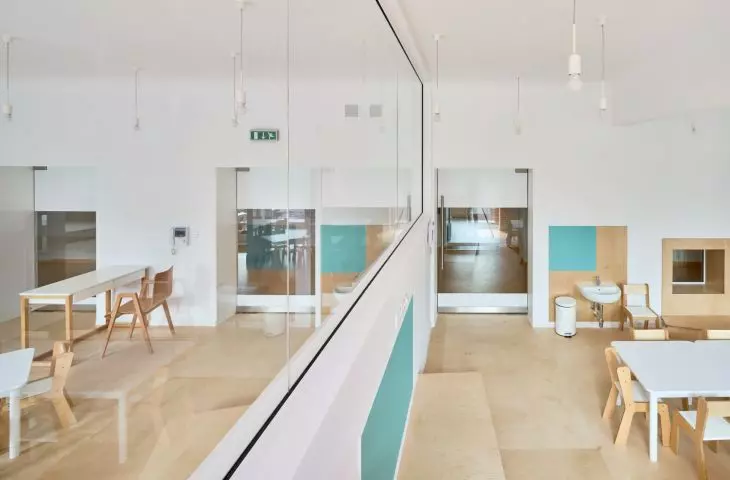 glazing between rooms