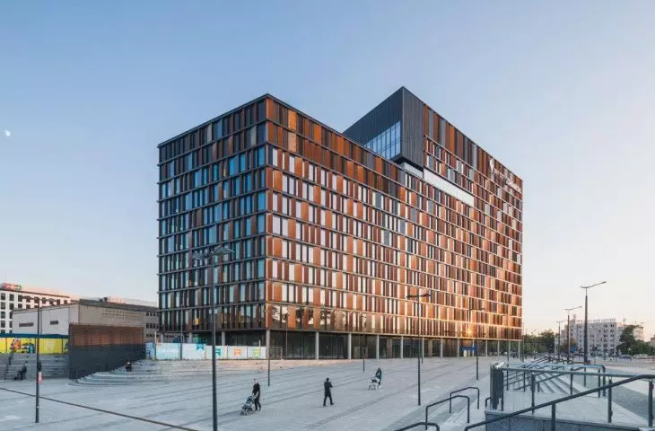 ALUPROF facades: Gate of the City, Lodz, proj.: Medusa Group
