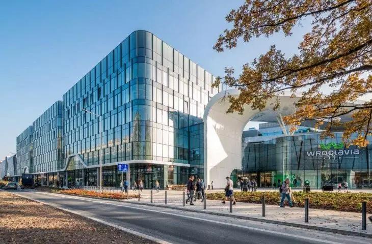 ALUPROF facades: Wroclavia, Wrocław, proj.: IMB ASYMETRIA