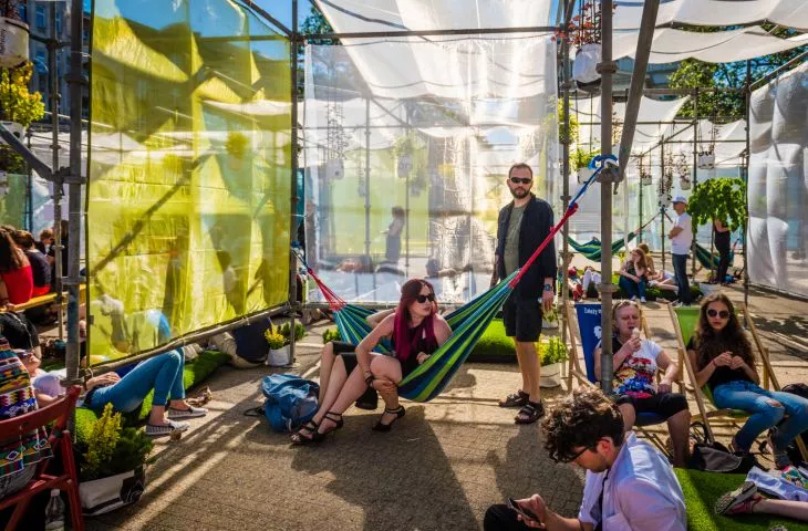 Tymczasowa przestrzeń publiczna dla Malta Festival Poznań 2017