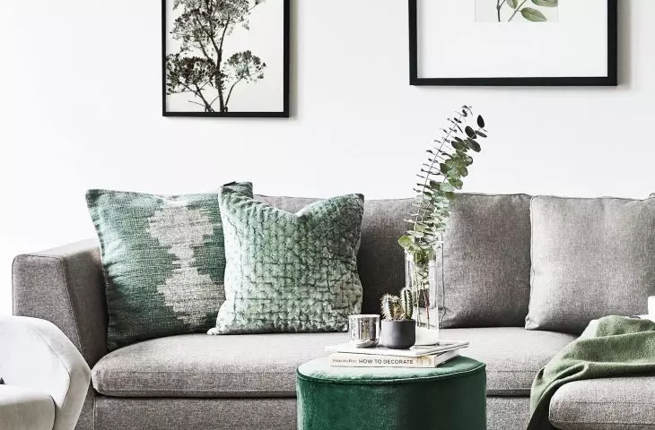 Plant motifs in paintings