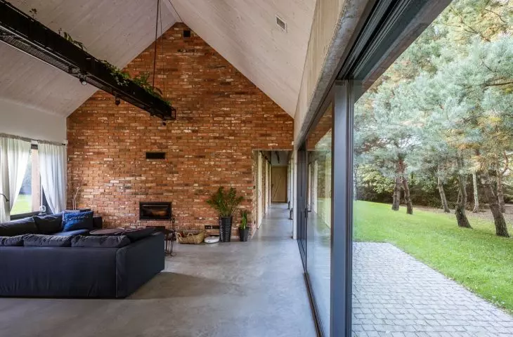 House in Pear Tree, living area