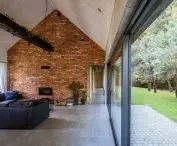 House in Pear Tree, living area