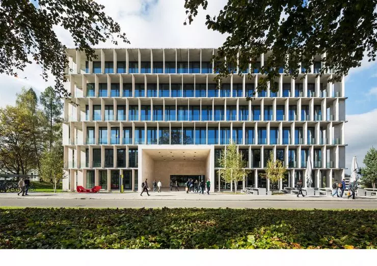 budynek e-Science Lab na kampusie Politechniki Federalnej (ETH) budynek e-Science Lab na kampusie Politechniki Federalnej (ETH)