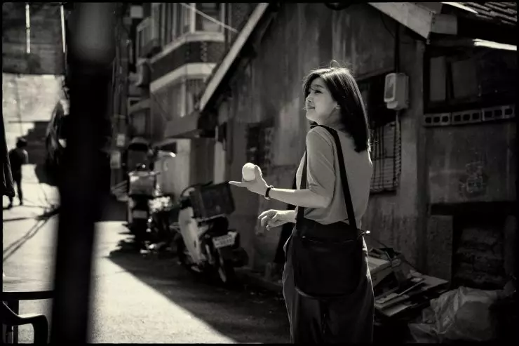 caption from the film Parasite kadr from the film Parasite