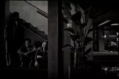 kadr z filmu „Parasite” kadr z filmu „Parasite”