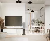 Salon z akcentami czerni i drewna