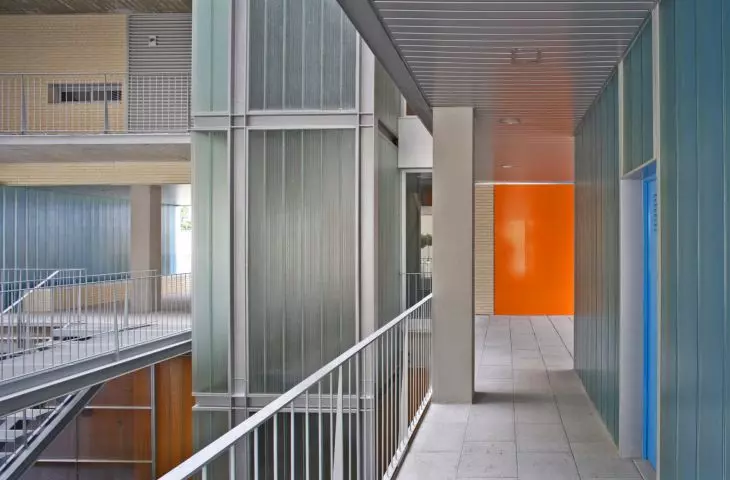 24 viviendas (24 mieszkania), Fuenlabrada, Hiszpania, proj.: espegel-fisac arquitectos