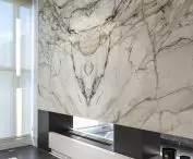 Istota kamienia spiekanego: Neolith® HQ Showroom