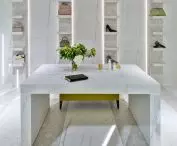 Istota kamienia spiekanego: Neolith® HQ Showroom