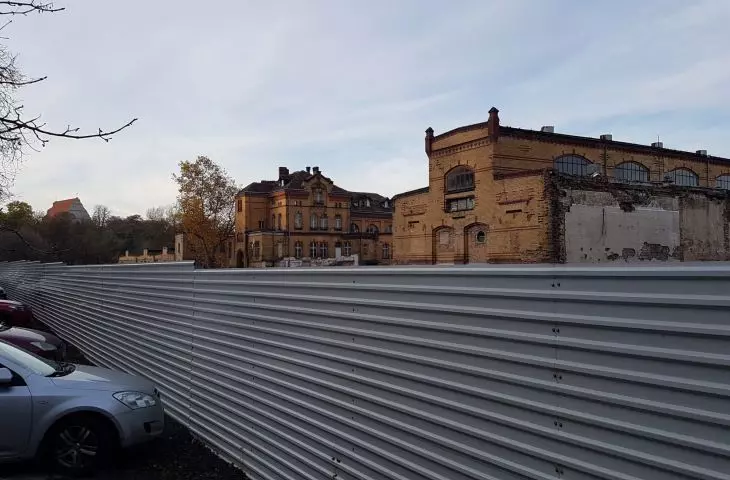 Old Slaughterhouse - southern part, view from behind the temporary fence on Pea Meadows Street.