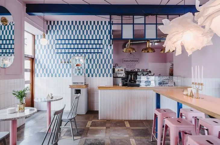 Pink interior is complemented by elements in contrasting colors