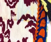 Julia Heuer pleats