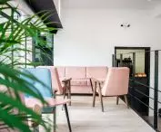 Mezzanine in a cafe