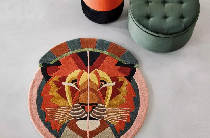 Astro carpet collection, strong colors