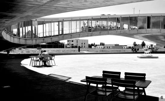 Rolex Learning Center w Lozannie Rolex Learning Center w Lozannie