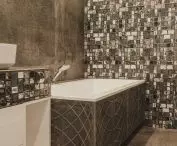 Textures and mosaics in the bathroom