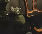 Distinctive details
