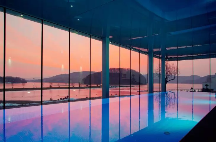 Illuminated swimming pool