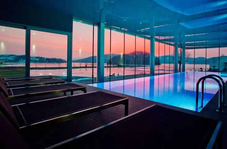 Lemon Resort Spa, basen typu infinity