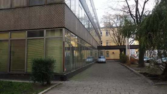 budynek znajduje się przy ulicy Ofiar Oświęcimskich we Wrocławiu