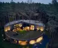 Circle Wood House, a flat green roof