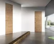 A hidden door that adapts to any environment