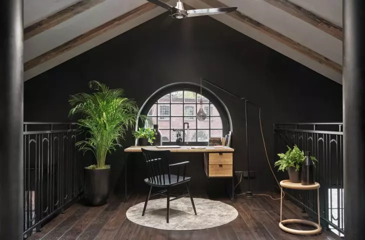 mezzanine floor in a loft