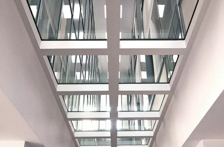 Szkło ogniochronne Polflam – bezpieczeństwo i architektura