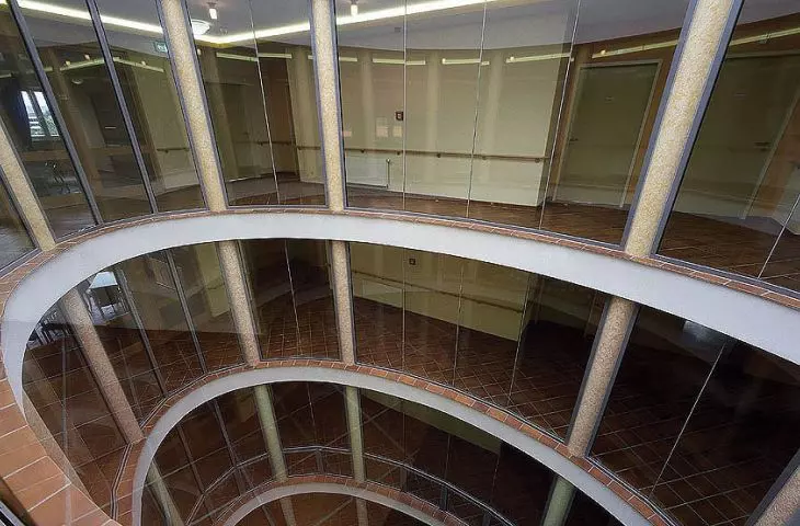 Przeszklenia przeciwpożarowe Promat® SYSTEMGLAS i PROMAGLAS®