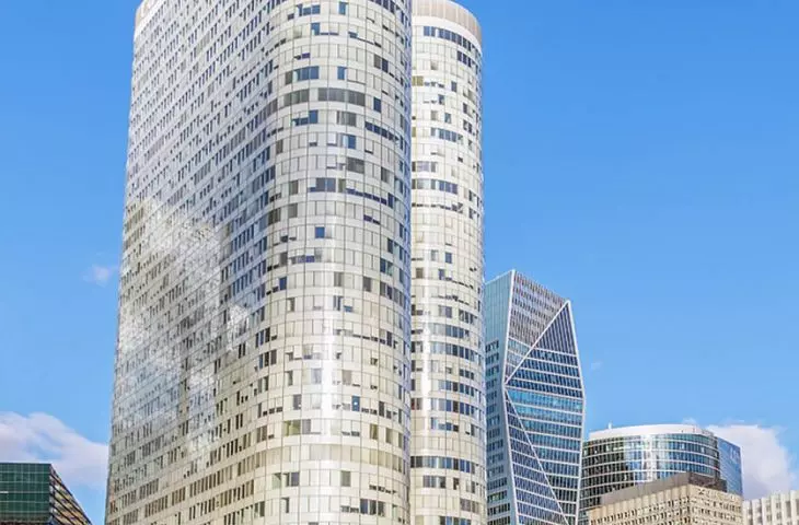 Powder coatings for applications on aluminum, steel and galvanized steel