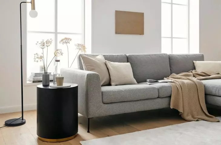 Ultimate Grey shade 