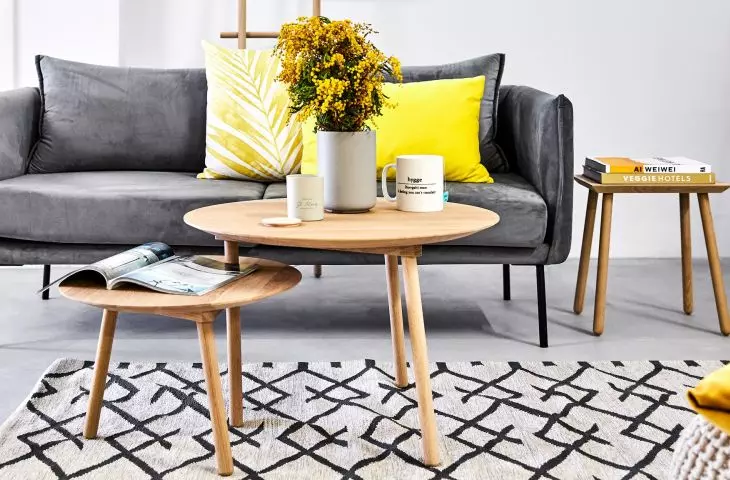 Yellow and gray are the juxtaposition of 2021