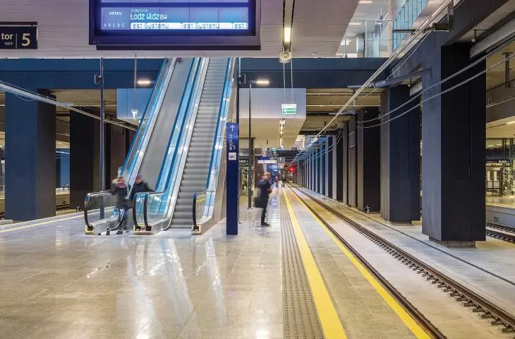 Nowoczesne płyty nawierzchniowe, okładziny schodowe oraz płyty elewacyjne