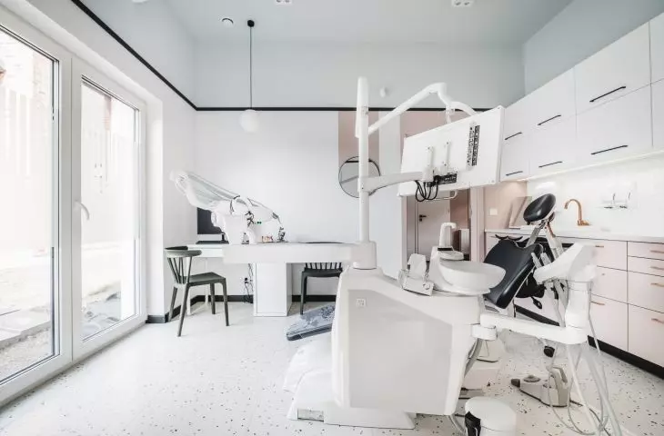 Jasne gabinety stomatologiczne O!Dent