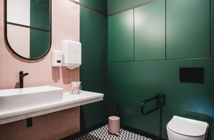 Wszystkie pomieszczenia utrzymane są w podobnym stylu