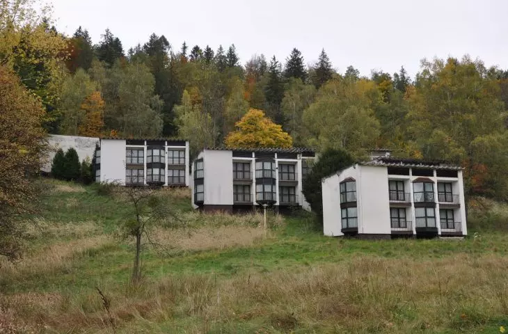 Holiday house of the type 