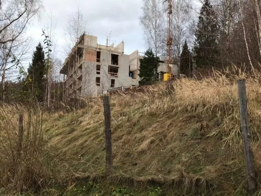 Modernizacja” domu
wczasowego z lat 60. (jednego z „punktowców”)