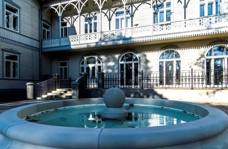 Abram Gurevich's boarding house, courtyard