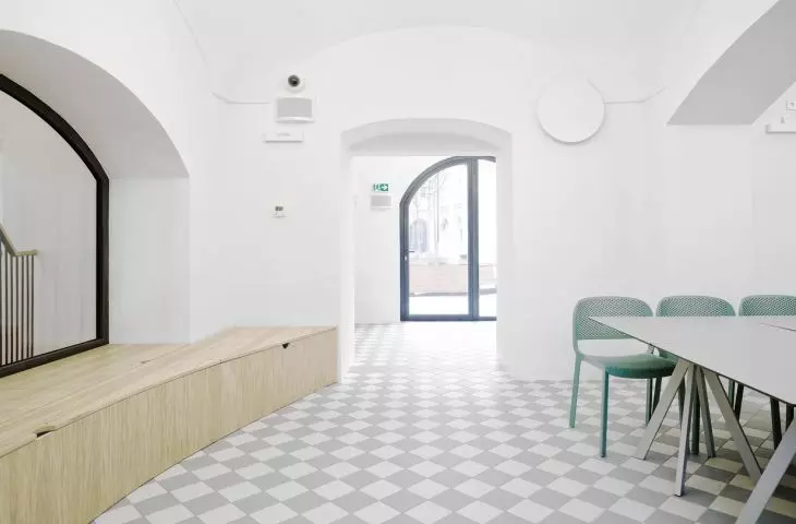 Poznan City Hall interiors in subdued colors