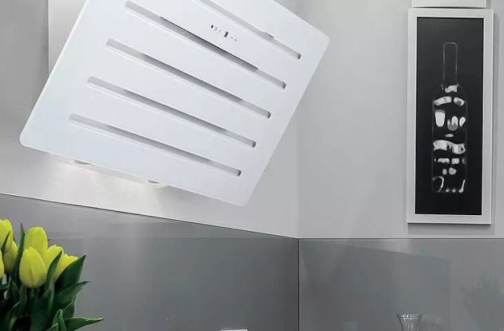 Prestige White Hood