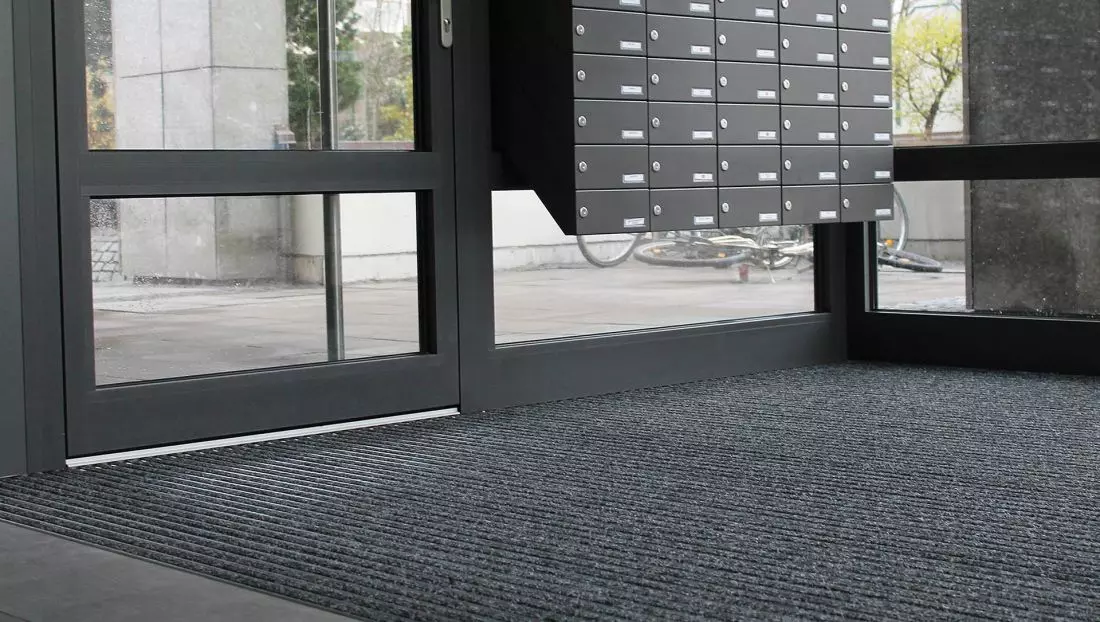 Wycieraczki obiektowe
i systemowe UNIMAT