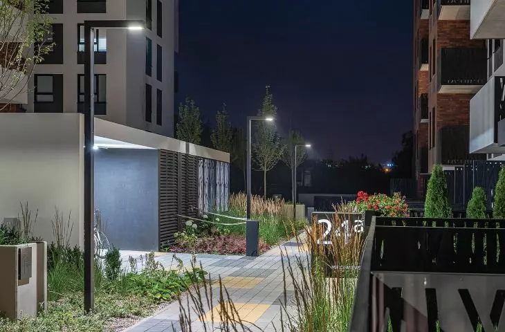 Complete outdoor lighting systems
