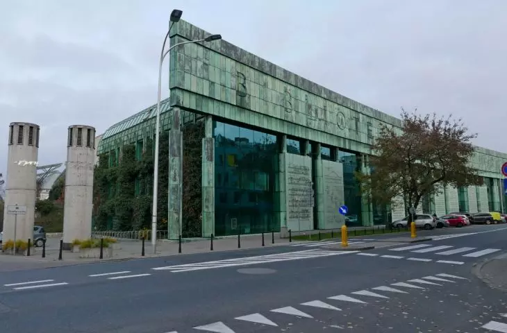 Warsaw University Library, designed by Marek Budzyński, Zbigniew Badowski