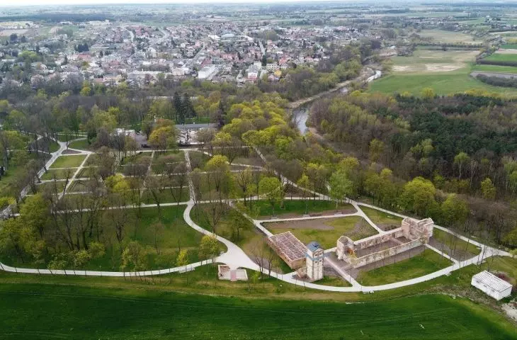 Rewitalizacja Parku Podzamcze w Łęcznej z 2.nagrodą